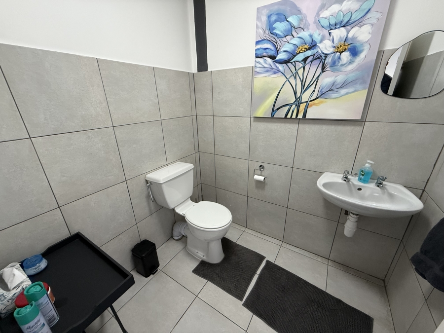 To Let commercial Property for Rent in Rivergate Western Cape